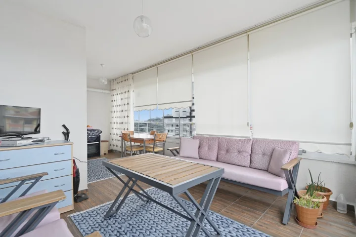 Keçiören Satılık 4+1 180 m² Ultra Lüks Yapılı Ebeveyn Banyolu Cam Balkonlu Özel Tasarım Daire