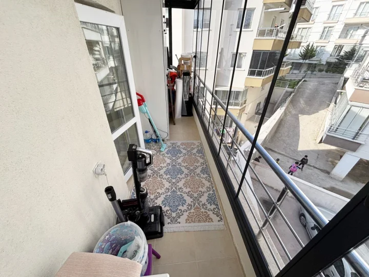 Keçiören Satılık 3+1 130 m² Ultra Lüks Yenilenmiş Cam Balkonlu Açık Otoparklı Özel Tasarım Daire