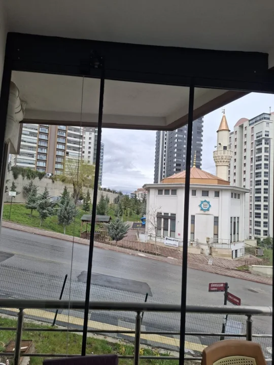 Keçiören Sancaktepe’de Satılık 3+1 2. Kat Asansörlü Cam Balkonlu Önü Açık Full Yapılı Daire