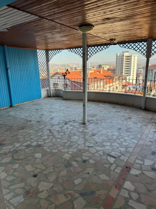 Ayvalık Satılık 5+1 Dubleks Ön Cephe Kapalı Teraslı Balkonlu Masrafsız Daire