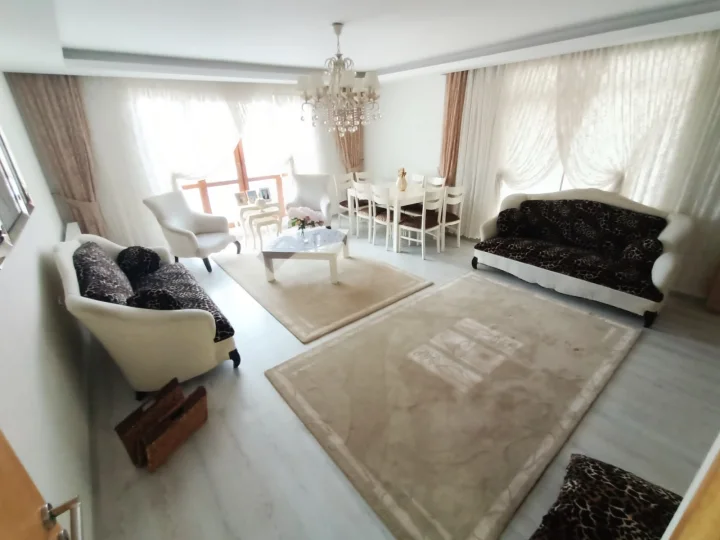 Çiçekli Satılık 4+1 Dubleks Asansörlü Full Yapılı Geniş Lüks Daire