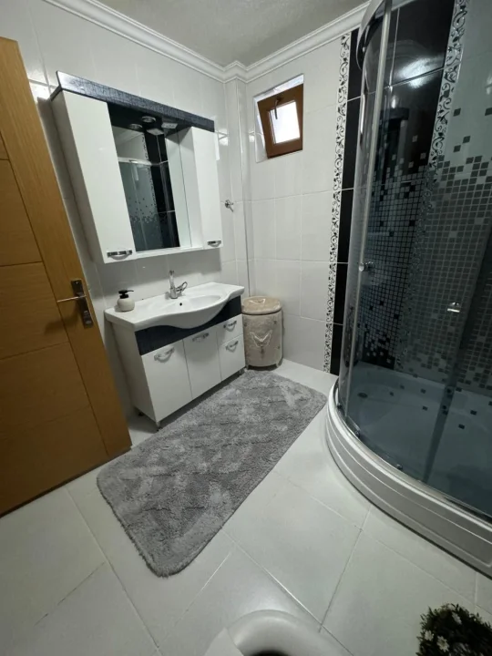 Osmangazi Satılık 4+1 Ara Kat Ebeveyn Banyolu  Cam Balkonlu Full Yapılı Daire