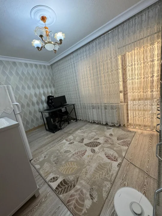 Osmangazi Satılık 4+1 Ara Kat Ebeveyn Banyolu  Cam Balkonlu Full Yapılı Daire