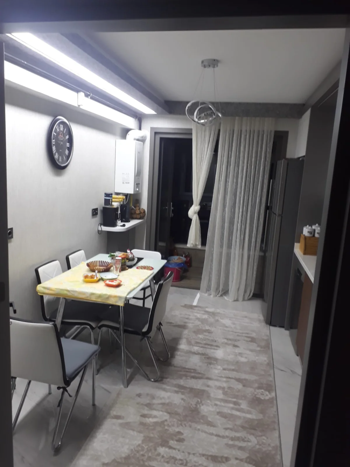 Atapark Satılık 3+1 1. Kat Geniş Metrajlı Cam Balkonlu Manzaralı Daire