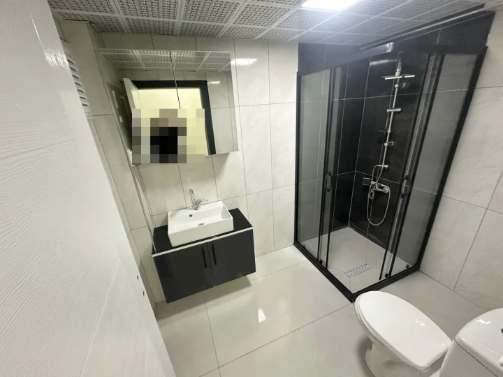 Keçiören Satılık 3+1 180 m² Çift Teras Balkonlu Ebeveyn Banyolu Lüks Full Yapılı Daire