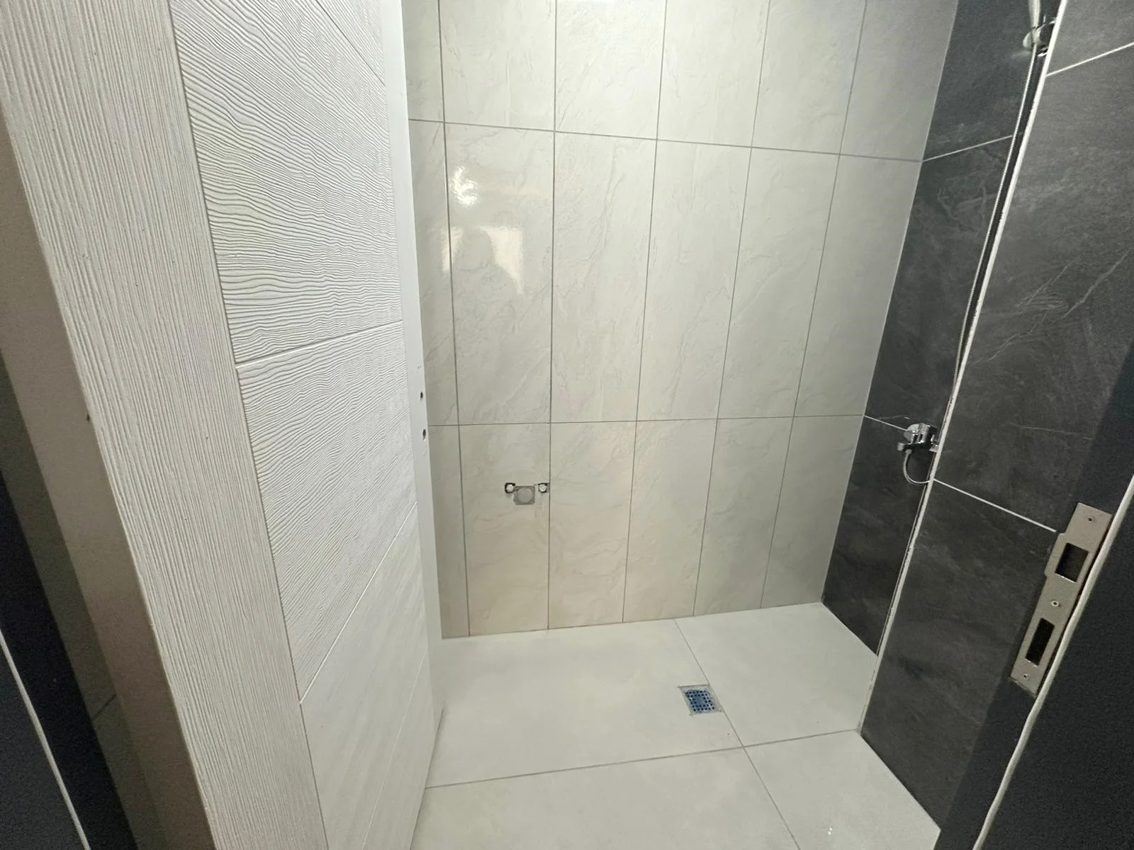 Keçiören Satılık 3+1 180 m² Çift Teras Balkonlu Ebeveyn Banyolu Lüks Full Yapılı Daire