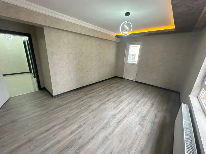 Keçiören Satılık 3+1 180 m² Çift Teras Balkonlu Ebeveyn Banyolu Lüks Full Yapılı Daire