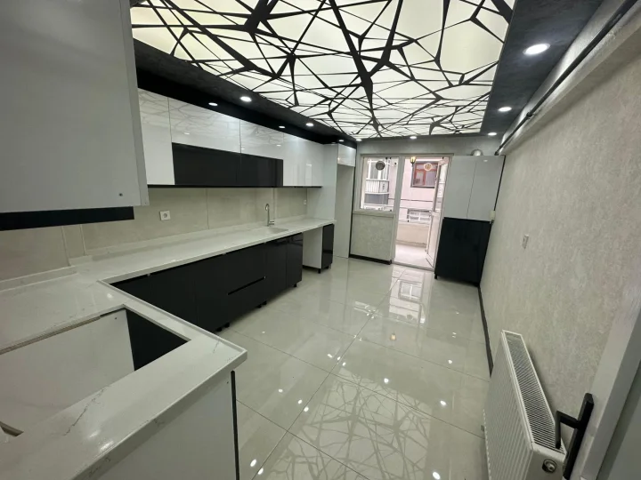 Keçiören Satılık 3+1 180 m² Çift Teras Balkonlu Ebeveyn Banyolu Lüks Full Yapılı Daire