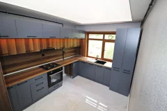 Aşağı Eğlence Satılık 3+1 Ultra Lüks Yapılı Ebeveyn Banyolu Giyinme Odalı Cepheleri Açık Daire