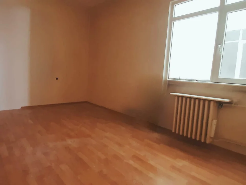 Aşağı Eğlence Satılık 4+1 1. Kat Açık Cepheli Açık Balkon Kullanımlı Geniş Daire