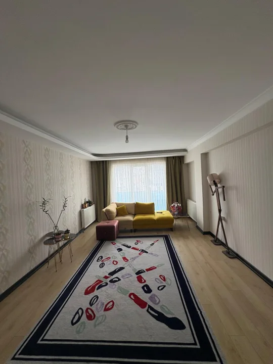 Şehit Kubilay Satılık 3+1 1. Kat Güncel Kiracılı Full Yapılı Fırsat Daire