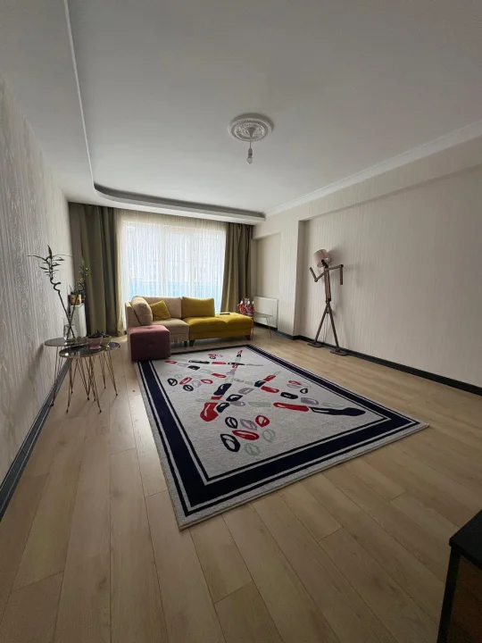 Şehit Kubilay Satılık 3+1 1. Kat Güncel Kiracılı Full Yapılı Fırsat Daire