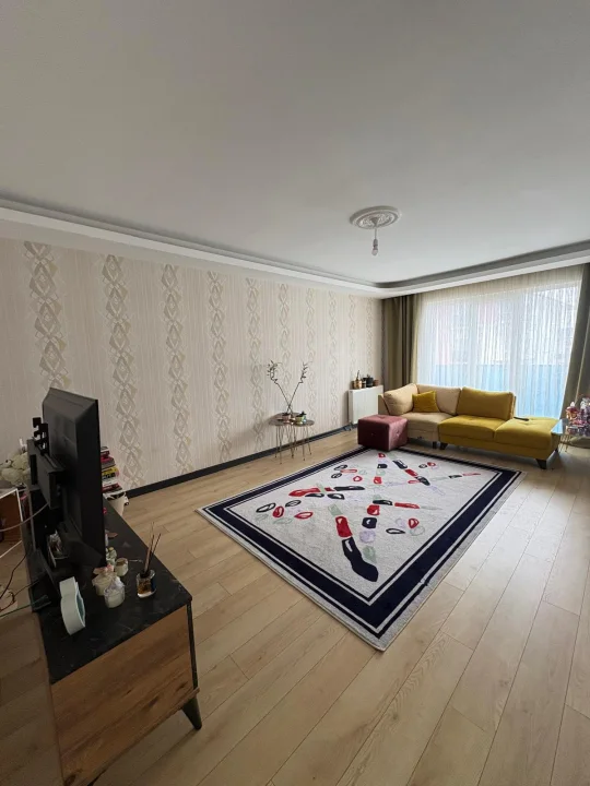 Şehit Kubilay Satılık 3+1 1. Kat Güncel Kiracılı Full Yapılı Fırsat Daire