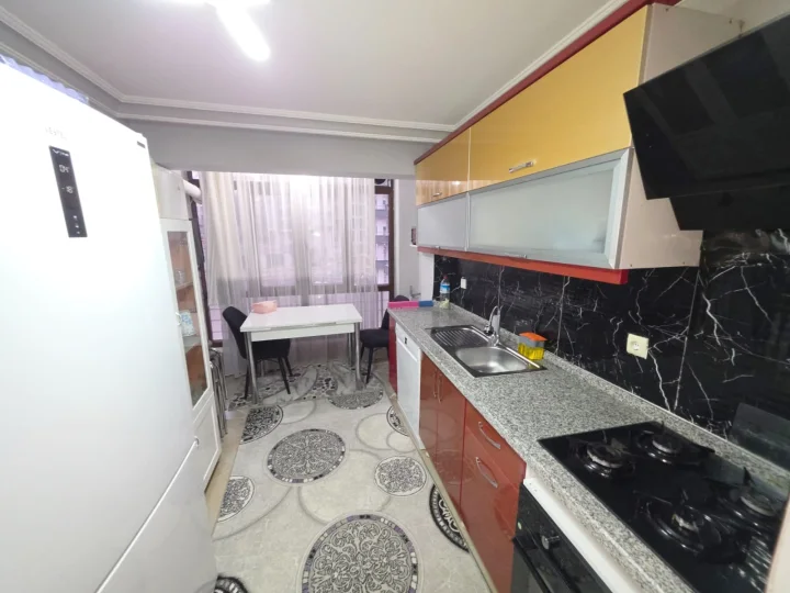 Dilek Camii Paralelinde Satılık 4+1  Asansörlü Dubleks Kapalı Teras Balkonlu Daire