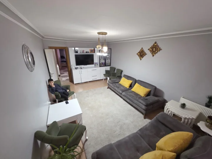 Dilek Camii Paralelinde Satılık 4+1  Asansörlü Dubleks Kapalı Teras Balkonlu Daire