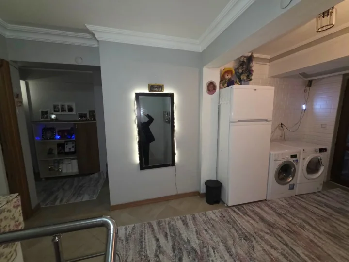 Dilek Camii Paralelinde Satılık 4+1  Asansörlü Dubleks Kapalı Teras Balkonlu Daire