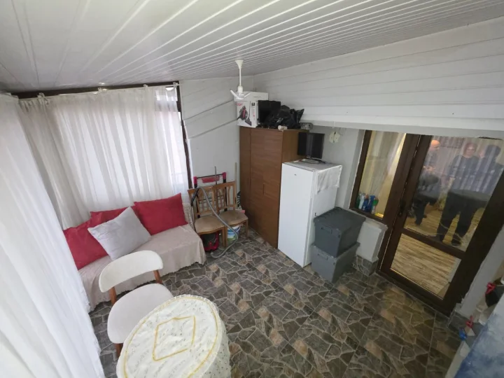 Dilek Camii Paralelinde Satılık 4+1  Asansörlü Dubleks Kapalı Teras Balkonlu Daire