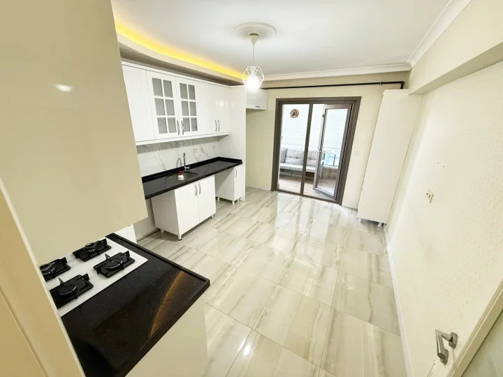 Keçiören Satılık 4+1 190 m² Geniş Kullanım Alanlı Masrafsız Full Yapılı Daire