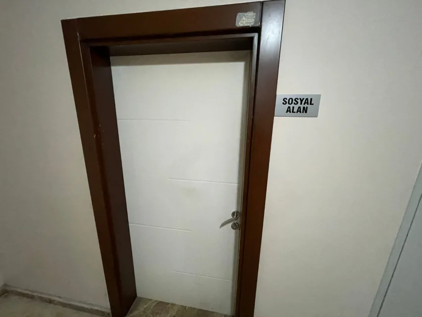 Sancaktepe Satılık 4+1 Ultra Lüks Site Dairesi | Geniş Peyzaj Alanı, Teras, Cam Balkonlu