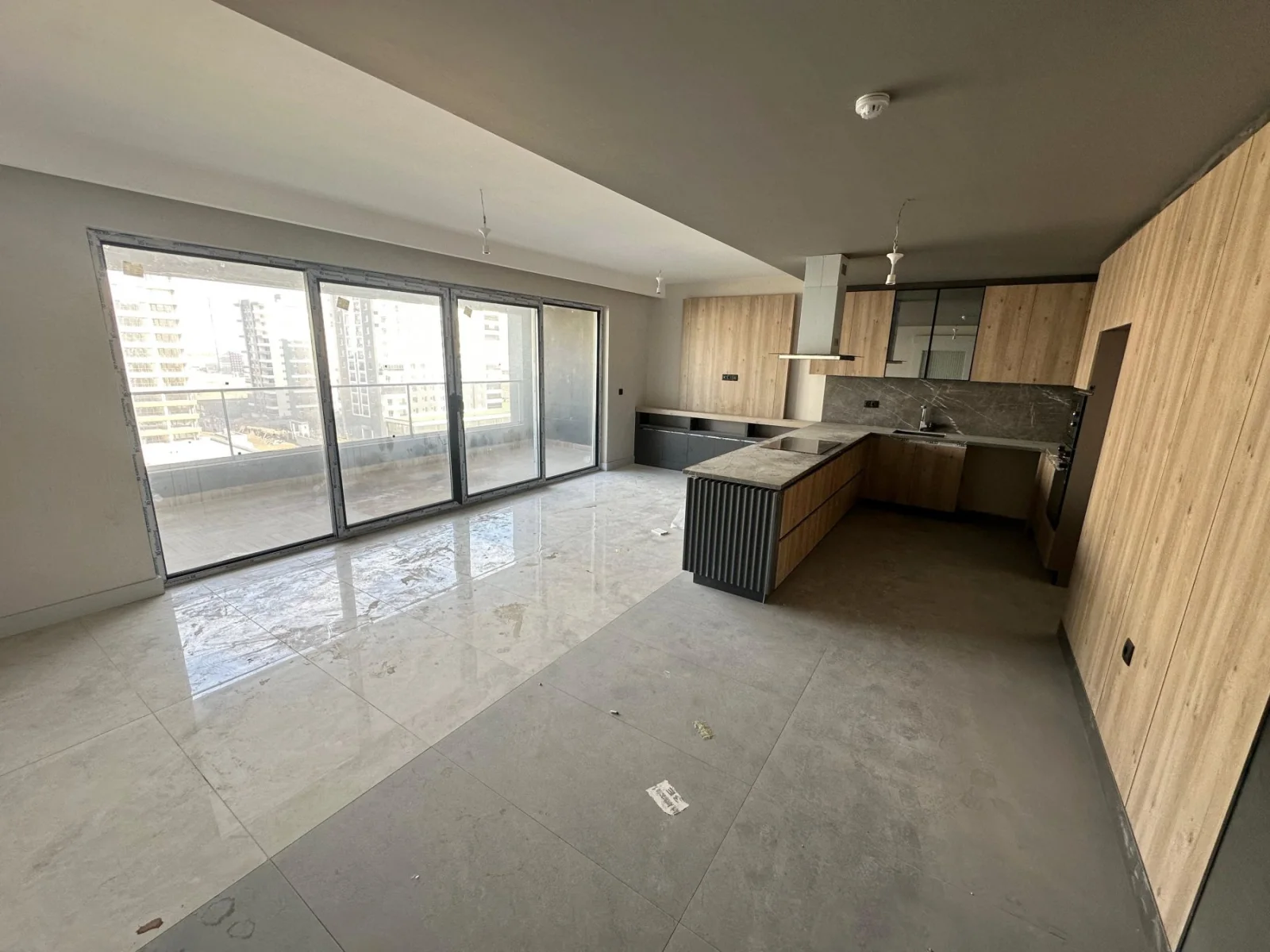 Keçiören Esertepe Satılık 4+1  Ultra Lüks Daire | Ada Mutfak, Teras Balkon, Ebeveyn Banyolu