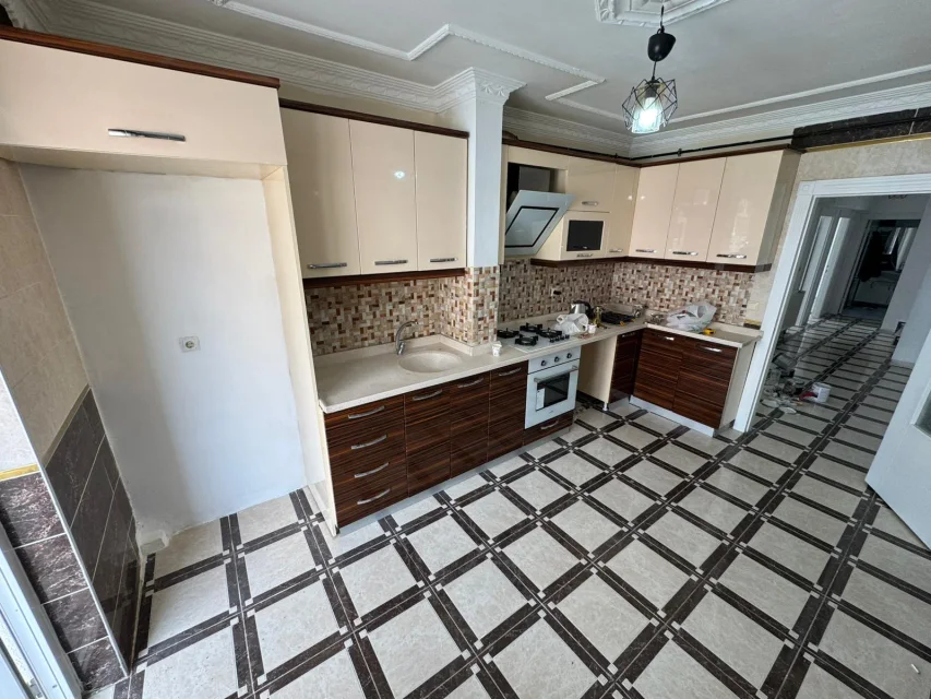 KEÇİÖREN BADEMLİKTE  CADDE ÜZERİ ÇİFT GİRİŞLİ 5+2 DUBLEKS DAİRE