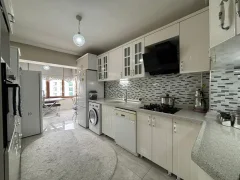 Batıkent’te Site İçerisinde Satılık 4+1 Lüks Daire | Ebeveyn Banyolu Giyinme Odalı Cam Balkonlu