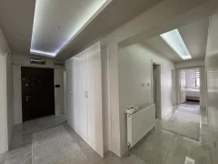 Batıkent’te Site İçerisinde Satılık 4+1 Lüks Daire | Ebeveyn Banyolu Giyinme Odalı Cam Balkonlu