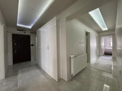 Batıkent’te Site İçerisinde Satılık 4+1 Lüks Daire | Ebeveyn Banyolu Giyinme Odalı Cam Balkonlu