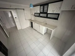 Sancaktepe’de Ara Kat Masrafsız 3+1 Satılık Daire | Cam Balkonlu Geniş Aile Dairesi