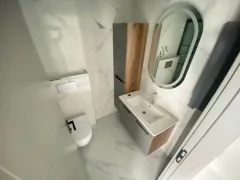 Ayvalı’da Sıfır Full Yapılı 2+1 Satılık Daire | Amerikan Mutfaklı Modern Yaşam