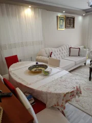 Sancaktepe’de Cadde Üzeri Ara Kat 3+1 Satılık Daire  Masrafsız Cam Balkonlu