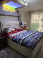 Sancaktepe’de Cadde Üzeri Ara Kat 3+1 Satılık Daire  Masrafsız Cam Balkonlu