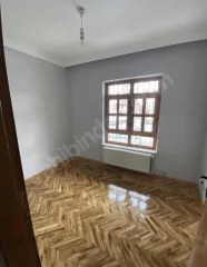 Dilek Camii Yakınında 3+1 Kat Konumunda  Masrafsız ve Oturuma Hazır