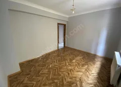 Dilek Camii Yakınında 3+1 Kat Konumunda  Masrafsız ve Oturuma Hazır