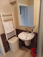 Özgürlük Caddesi’nde 2+1 Satılık Daire | Giriş Kat Konumunda Merkezi Yaşam