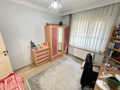 Ayvalı’da Site İçi 3+1 Satılık Daire | Masrafsız Katta Fırsat Daire