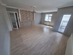 Barışyolu Caddesi Yakını 3+1 Satılık Daire | Katta Full Yapılı Fırsat