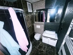 Sancaktepe’de Site İçi Satılık Daire | Yüksek Katta Ferah ve Prestijli Yaşam