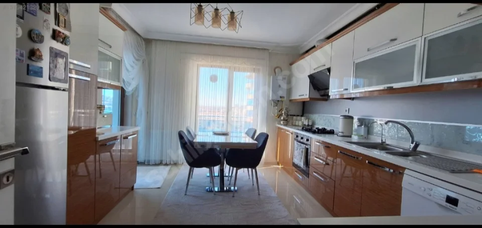 Site İçi 3+1 Satılık Daire | Full Yapılı ve Geniş Kullanım Alanlı