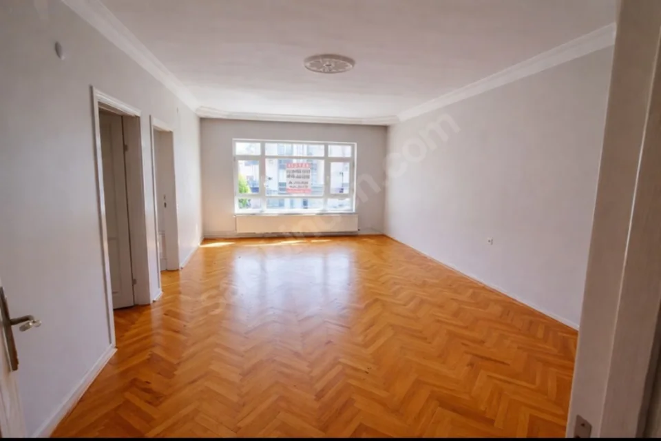 Yunus Emre Caddesi Üzeri 3+1 Satılık Daire | 1. Kat Merkezi Konumda