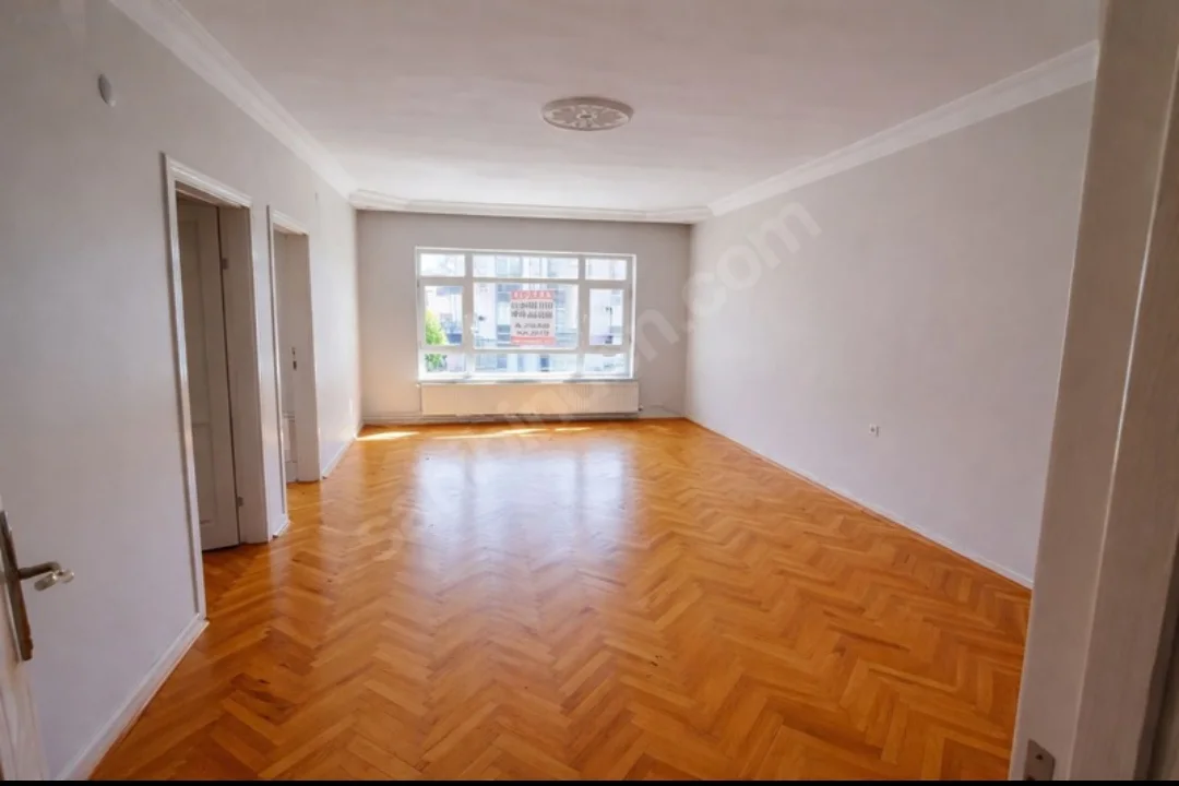 Yunus Emre Caddesi Üzeri 3+1 Satılık Daire | 1. Kat Merkezi Konumda