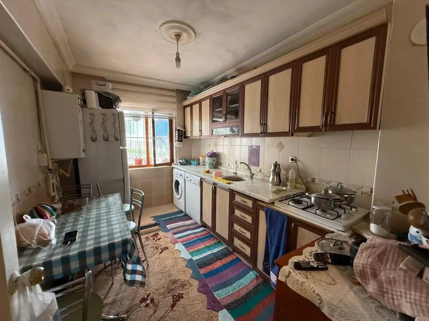 Kalbur Caddesi’nde 3+1 Satılık Daire | Ara Kat Masrafsız Fırsat