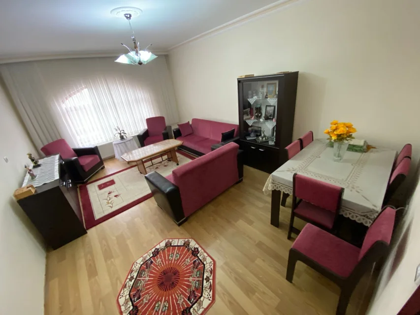Kalbur Caddesi’nde 3+1 Satılık Daire | Ara Kat Masrafsız Fırsat