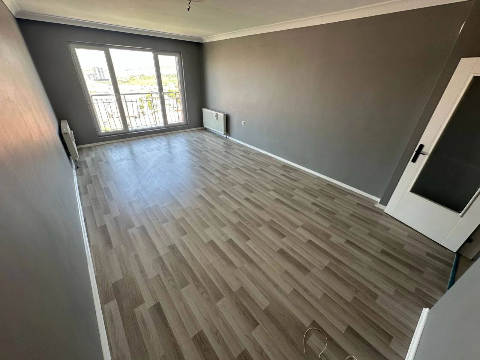340 Cadde Yakını 3+1 Kiralık Daire | Masrafsız ve Hemen Taşınmaya Hazır