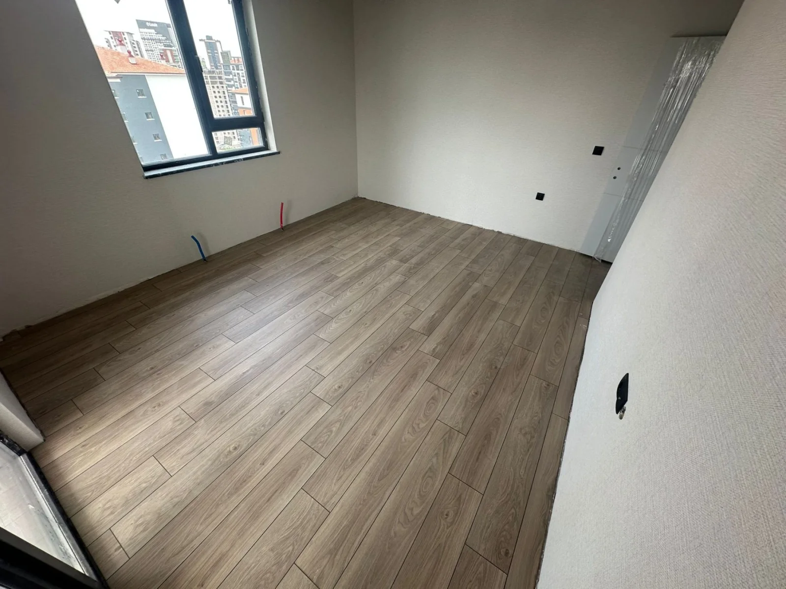 Ovacık’ta Site İçi 4+1 Satılık Daire | Yüksek Katta Full Yapılı Lüks Yaşam