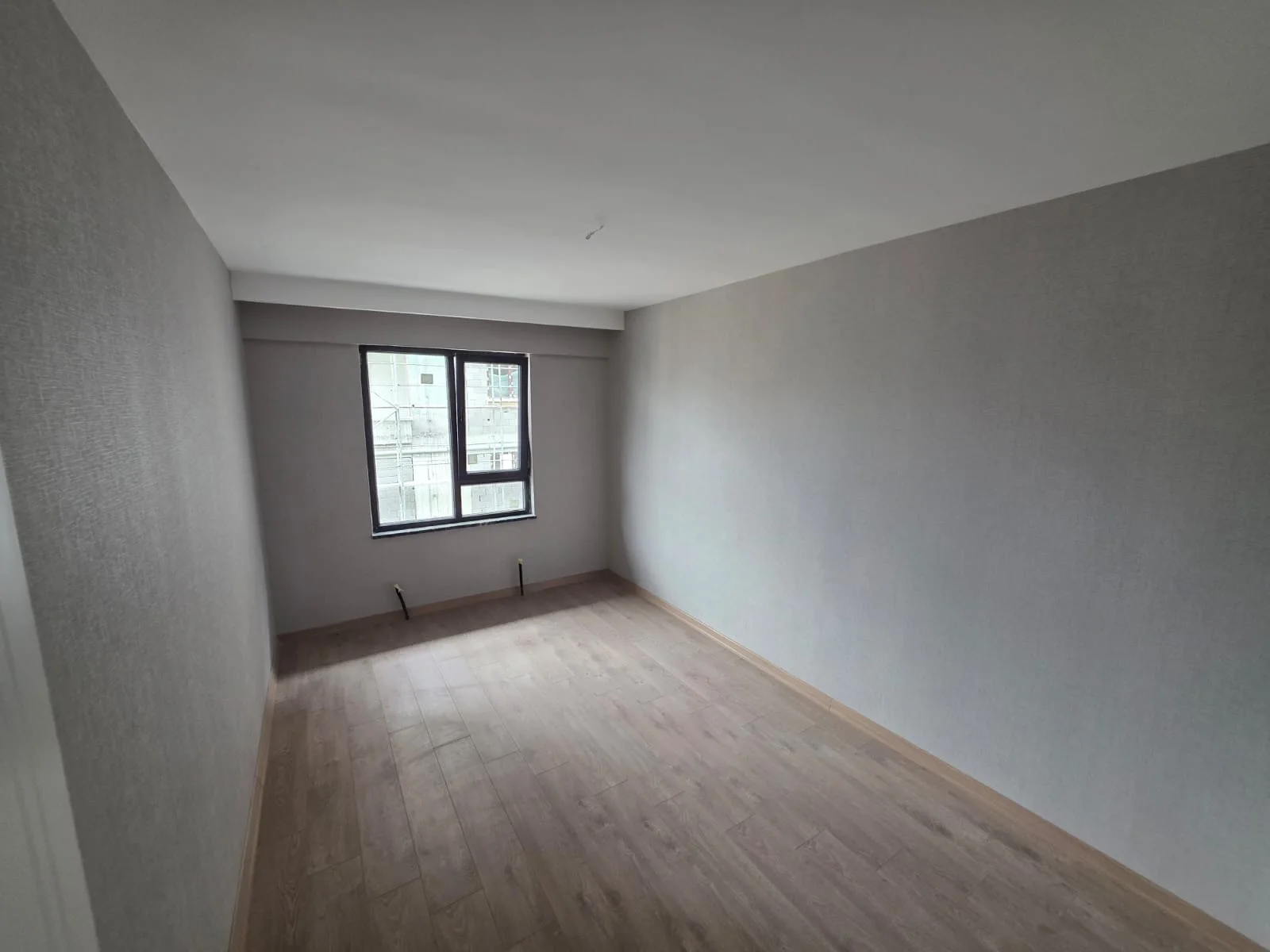 Sancaktepe Merkez’de 3+1 Satılık Daire | Katta Full Yapılı Masrafsız Daire