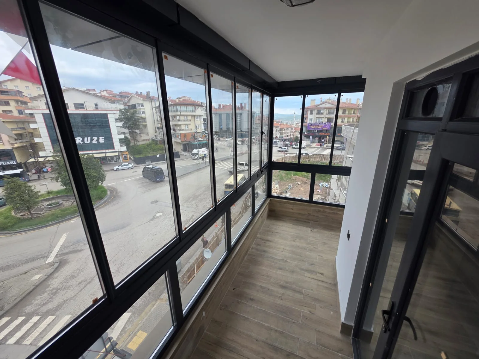 Sancaktepe Merkez’de 3+1 Satılık Daire | Katta Full Yapılı Masrafsız Daire